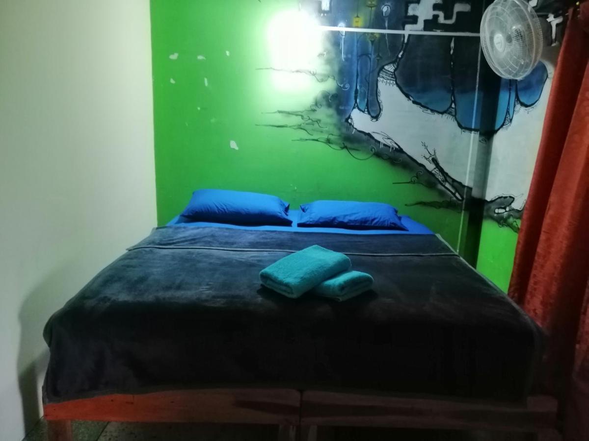 Banphe​ Hostel Luaran gambar